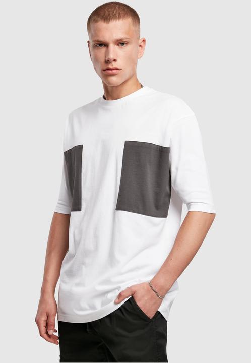 Actual product image Urban Classics Big Double Pocket Tee (M)