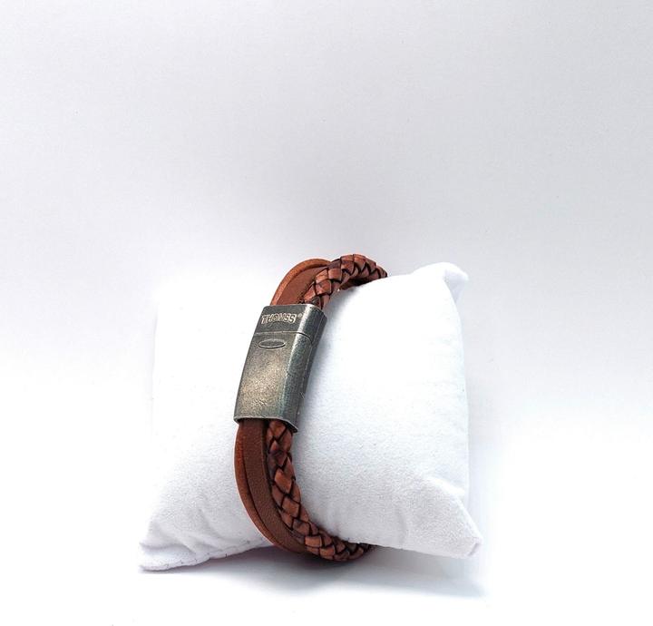 Immagine prodotto Thomss Bracciale in pelle No.20 unisex in pelle marrone chiaro e chiusura in acciaio inossidabile (23 cm, Acciaio inossidabile, 100% pelle)