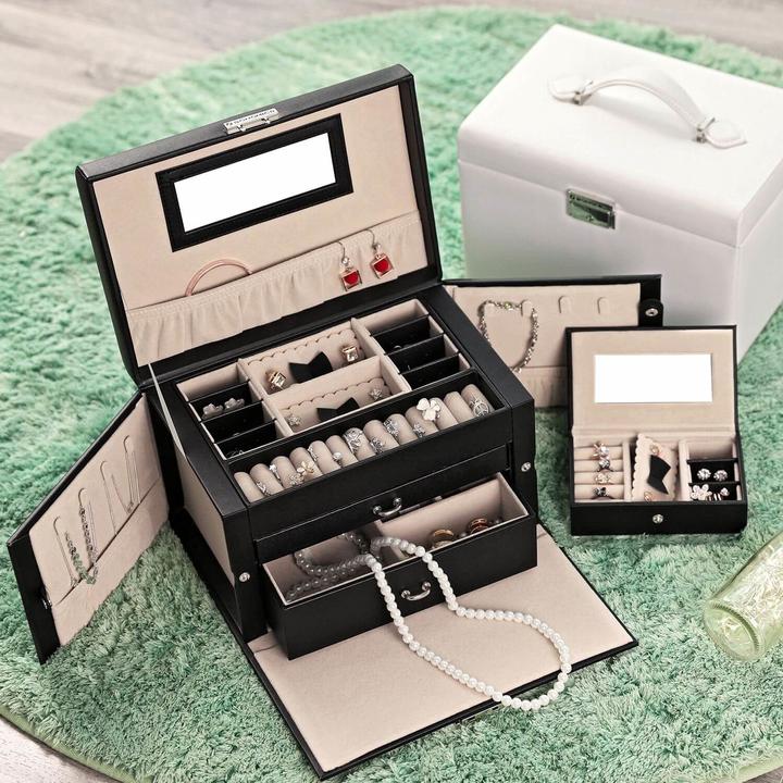 Actual product image Songmics Belle