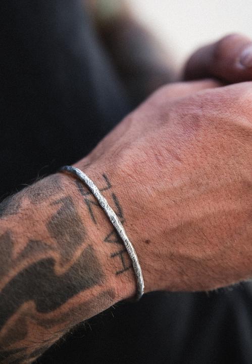 Image du produit Haze & Glory Armband Armreif - Hook Small Gehämmert 925 Silber (20 cm, Argent sterling 925)
