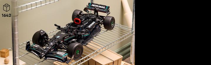 Actual product image LEGO Mercedes-AMG F1 W14 E Performance (42171, LEGO Technic)