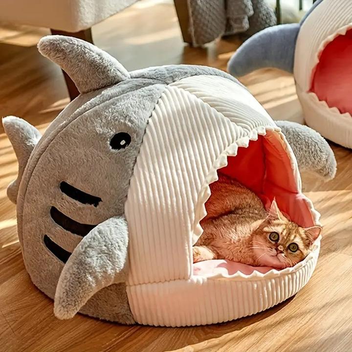 Actual product image Out of the blue Cosy cat bed, cat house shark igloo size L grey (Dog)