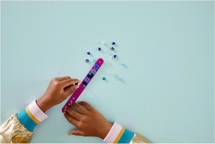 Actual product image LEGO Unicorn bracelet (41802, LEGO Dots)