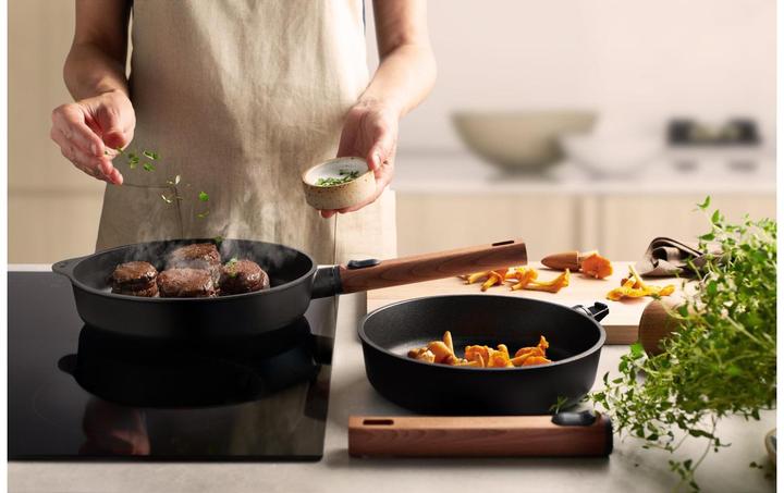 Produktbild Woll 1524WLCI-Q Eco LogicQXR Guss-Flachpfanne (24 cm, Bratpfanne, Aluminium)