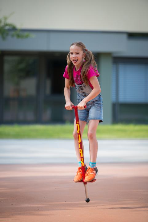 Produktbild Qu-Ax Pogo-Stick