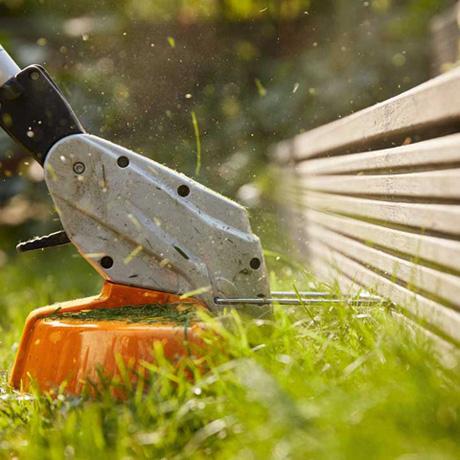 Produktbild Stihl Akku-Rasentrimmer (Kunststoffmesser)