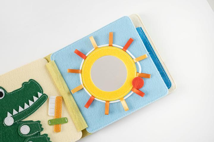 Image du produit Birnelino Mini Felt Book - Ours et le ballon d'air chaud