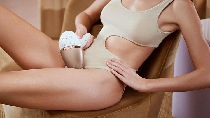 Image du produit Philips Lumea IPL 9000 Series BRI955/01 Appareil d'épilation à lumière pulsée avec SenseIQ