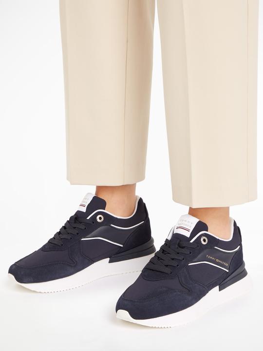 Produktbild Tommy Hilfiger Damen Runner Sneaker Elevated Feminine Runner Sportschuhe, Blau (Space Blue), 38 EU (38)