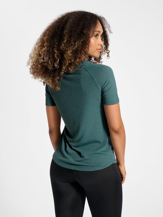 Actual product image hummel Mt Vanja T-Shirt (S)