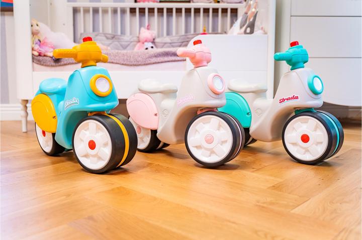 Actual product image Falk Toys Strada Early Years Vespa