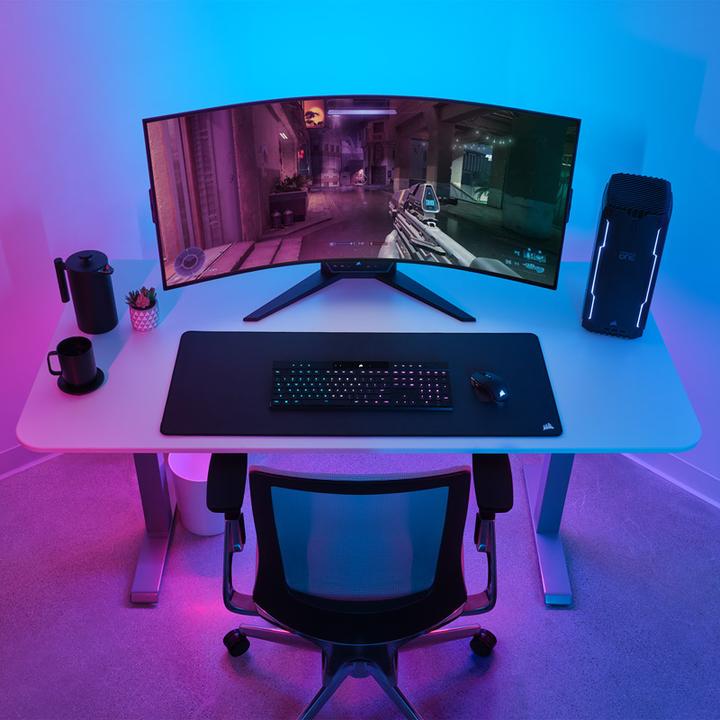 Actual product image Corsair Xeneon Flex 45WQHD240 (3440 x 1440 pixels, 45")