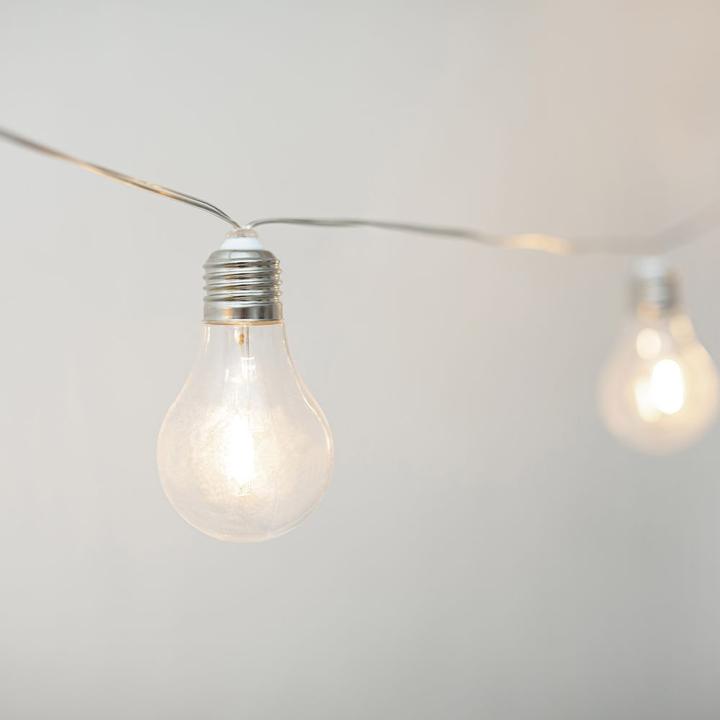 Produktbild Newgarden STELLA LED Lichterkette 10x für Steckdose Innen & Aussen IP44 (4.50 m)