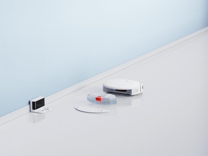 Actual product image Xiaomi Vacuum cleaner - robot E10, White (Vacuum mopping robot)