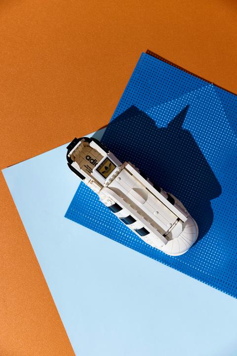 Actual product image LEGO Adidas Originals Superstar (10282, LEGO Icons)