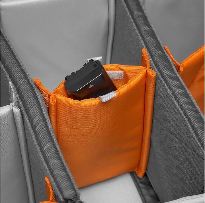 Actual product image Lowepro Pro Trekker BP 550 AW II Green Line (Photo backpack, 40 l)