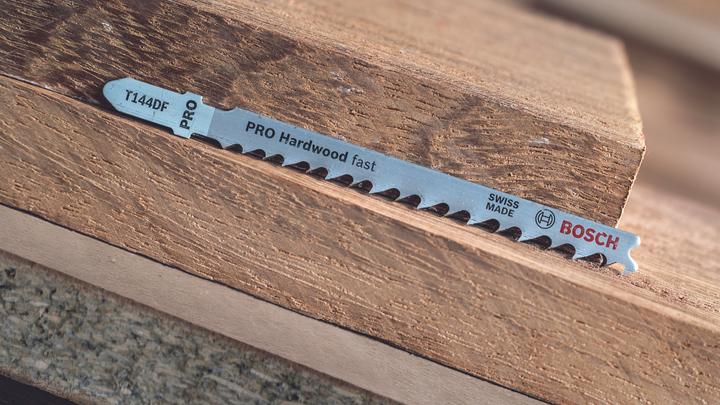 Image du produit Bosch Professional Zubehör Lame de scie sauteuse PRO Hardwood fast T144DF, 100 mm, 5 pcs.