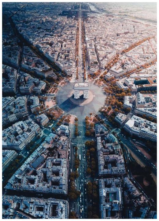 Actual product image Ravensburger Paris from above (1000 pieces)