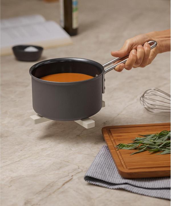 Image du produit Eva Solo Magnetischer Untersetzer Coconut (1 x, Dessous de poêle)