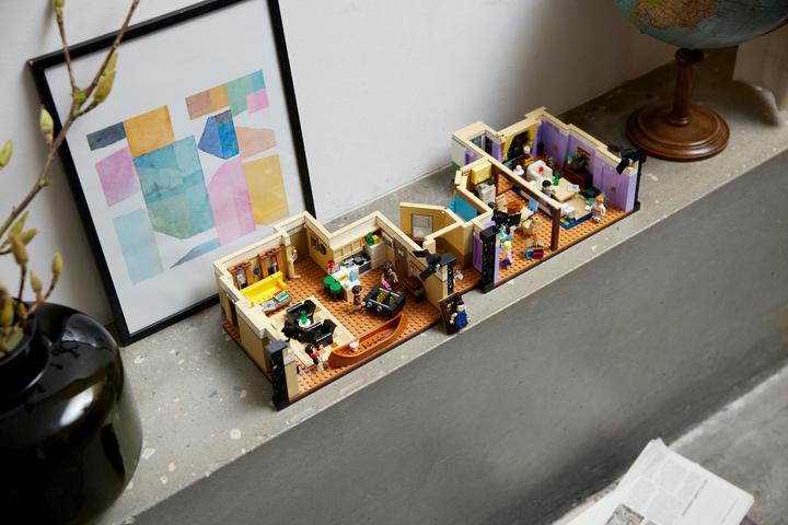 Immagine prodotto LEGO Amici Appartamenti (10292, LEGO Friends, Set LEGO rari)