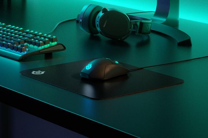 Actual product image SteelSeries QcK Hard (M)