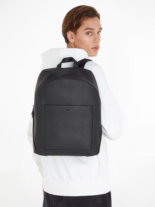 Image du produit Calvin Klein Ck Diagonal Campus Bp (51% POLYESTER RECYCLÉ, 49% POLYURÉTHANE)