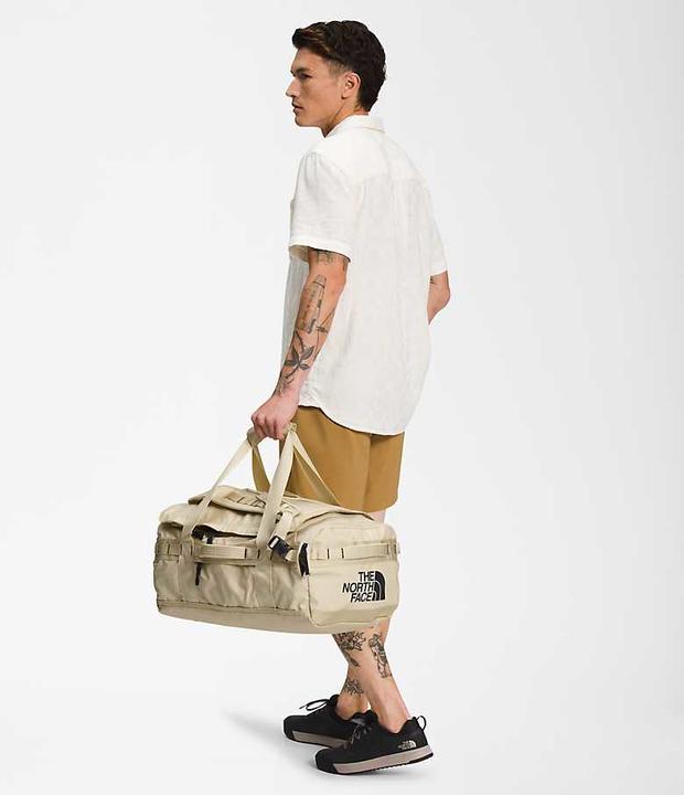 Produktbild North Face Base Camp Voyager (42 l)