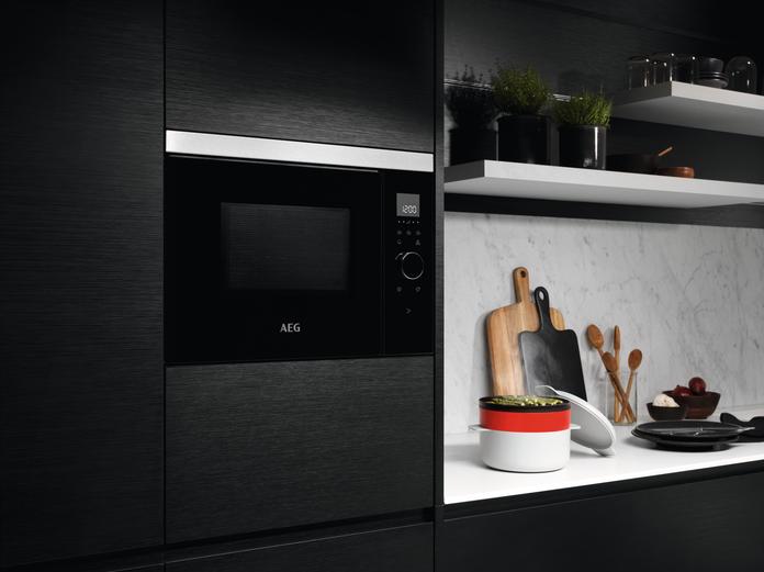 Produktbild AEG MBB1755DEM (17 l)