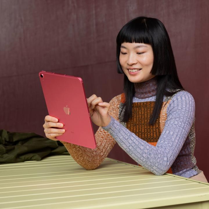 Actual product image Apple iPad 2022 (10. Gen) incl. charger (WLAN only, 10.90", 64 GB, Pink)