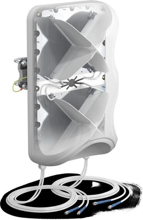 Immagine prodotto Quwireless AP5G4-G1 - QuPanel 5GLTE Global MIMO 4x4, 10m (5G)