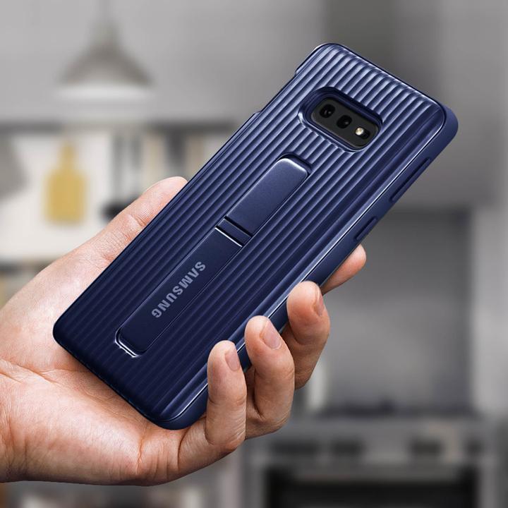 Actual product image Samsung Protective Standing Cover (Samsung Galaxy S10e)
