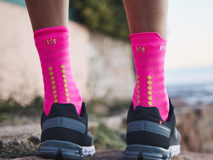 Actual product image Compressport Pro Racing Socks v4.0 Ultralight Run High (42 - 44)