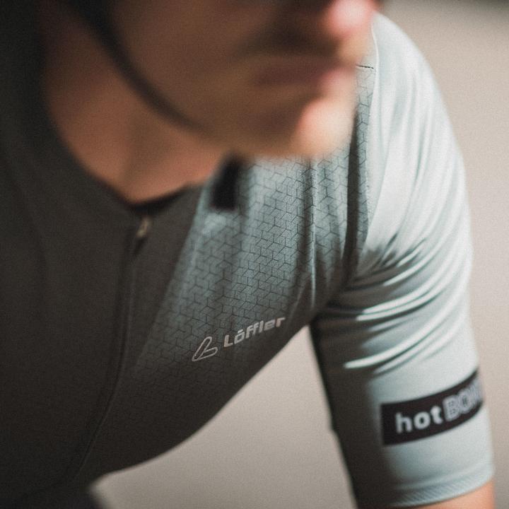 Image du produit Löffler Fahrradtrikot Core Hotbond FZ (M)