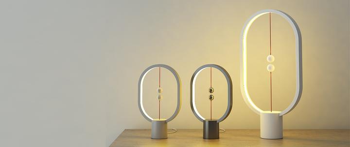 Immagine prodotto Allocacoc Lampada da tavolo Ellipse Mini Heng Balance, grigio chiaro (300 lm)