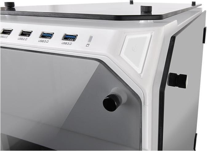 Actual product image Thermaltake View 71 (E-ATX)