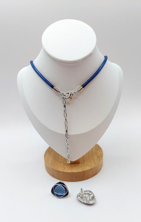 Actual product image Signé Signè Jewellery Set Blue 2-piece Necklace & Stud Earrings rhodium-plated No.26 (Metal, Brass rhodium plated)