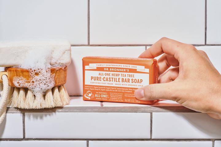 Produktbild Dr. Bronner's All-One Naturseife Teebaum 140g