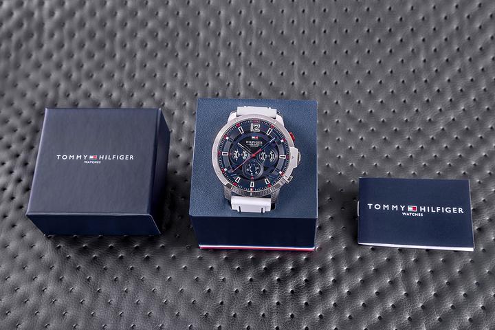 Produktbild Tommy Hilfiger Luca Herrenuhr 1792148 + BOX (Chronograph, 52 mm)