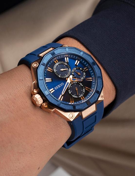 Actual product image Guess GW0803G2 R2 (Analogue wristwatch)