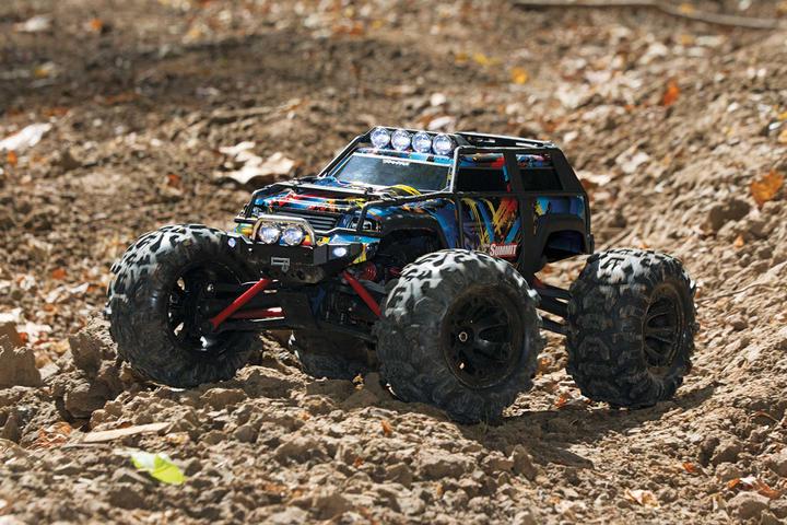 Image du produit Traxxas Summit (RTR Prêt à fonctionner)