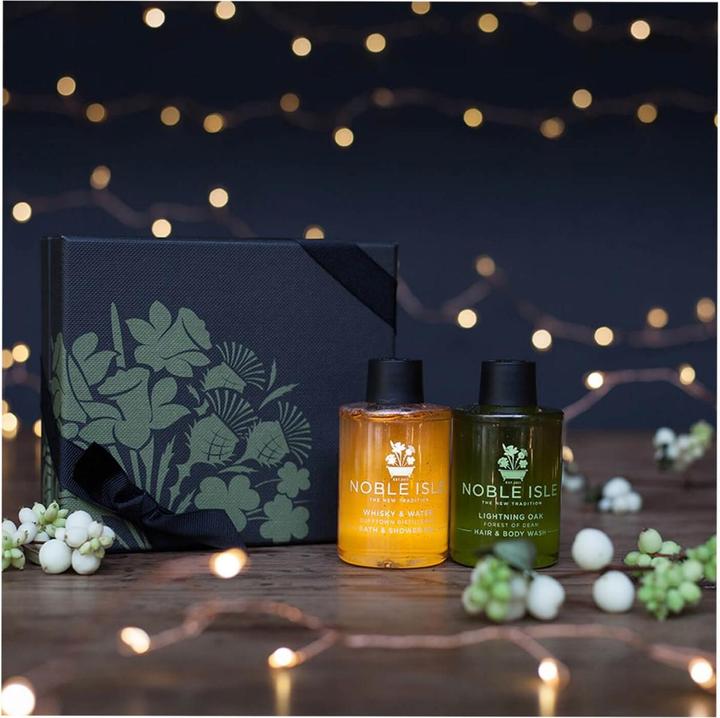 Actual product image Noble Isle - Green Garland (75 ml)