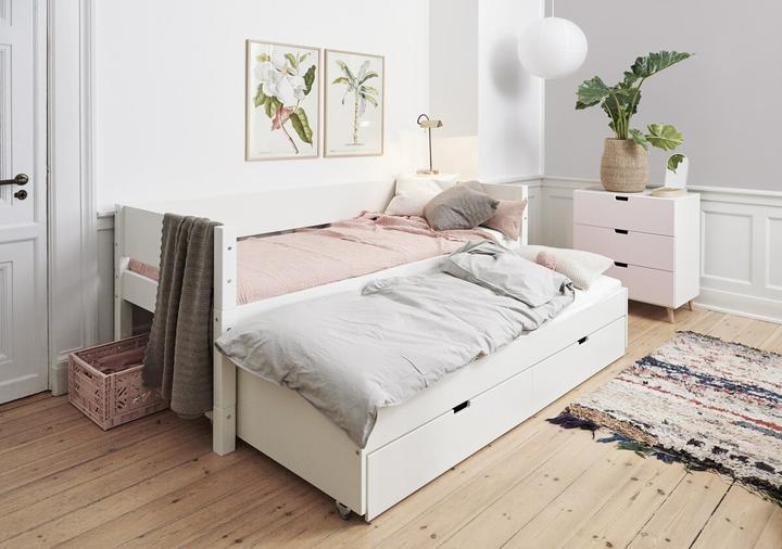 Actual product image Manis-h Manis h LUNA Cot with pull-out bed and 2 drawers Snow white with beech posts (90 x 200 cm)