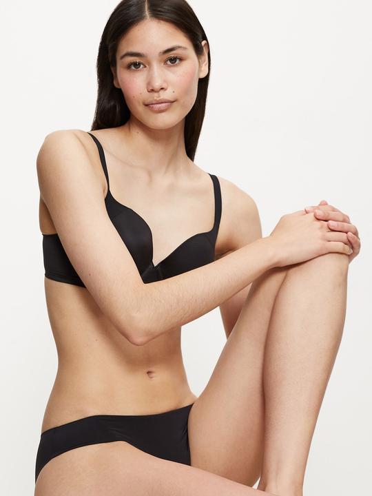 Image du produit Triumph Slip tai Body Make-Up Essentials (40, lot de 2)