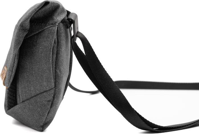 Actual product image Peak Design Field Pouch v2 (Camera hip bag, Camera shoulder bag, 3 l)