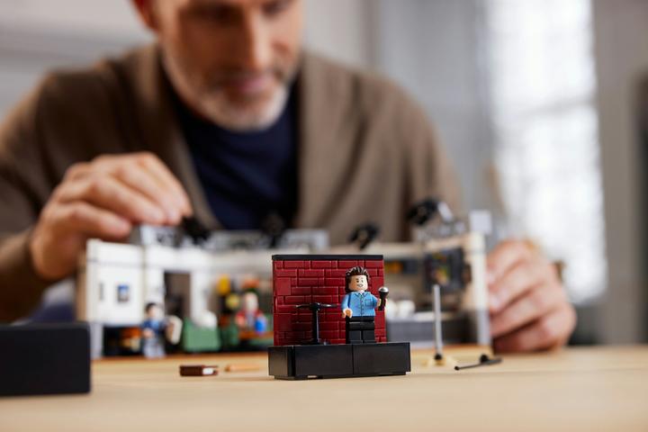 Actual product image LEGO Seinfeld (21328, LEGO Ideas, LEGO Rare Sets)