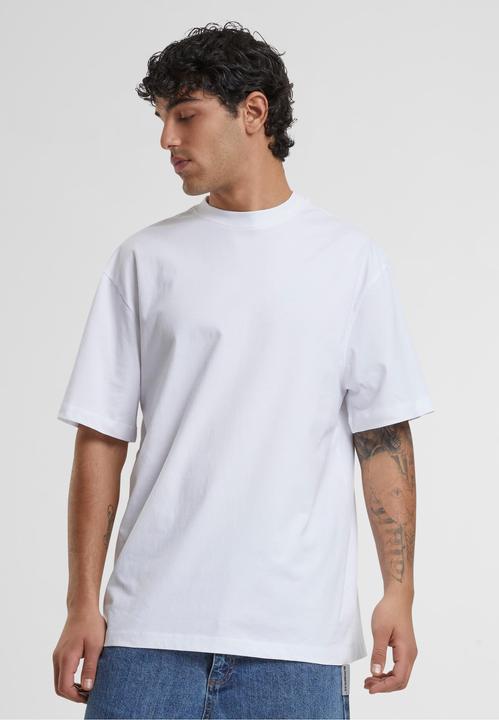 Actual product image Urban Classics Tall Tee (XXL)