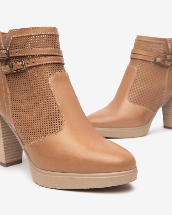 Actual product image Nero Giardini Stiefelette (39)