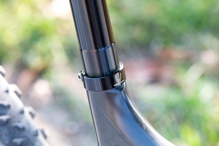 Produktbild BikeYoke Revive Sattelklemmschrauben Titan, 2 Stück.