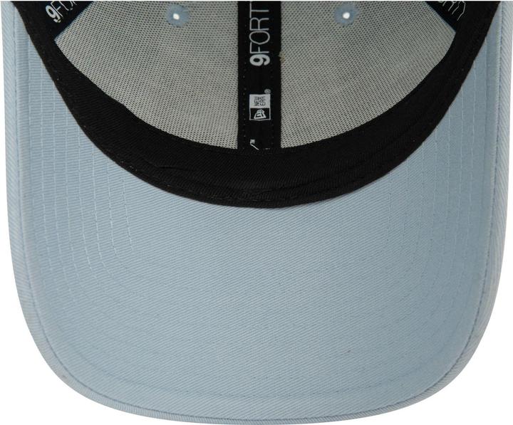 Produktbild New Era 9Forty Strapback Cap - METAL PIN BADGE sky blue