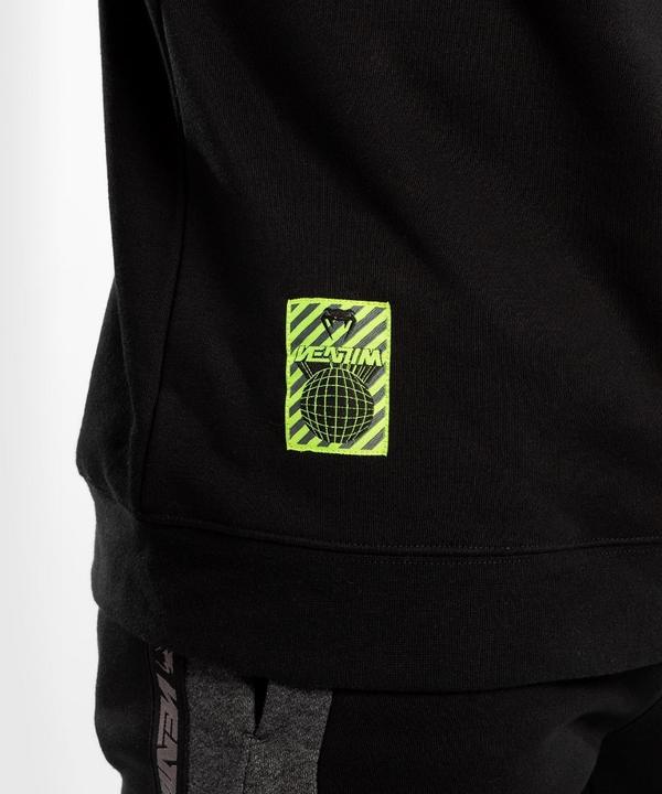 Actual product image Venum Stripes Crewneck Sweatshirt (S)